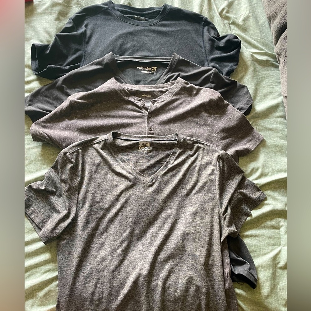 Lot of Mens shirts. Size M.
